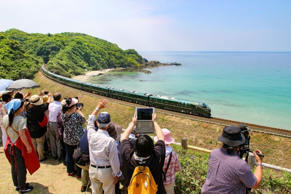 道の駅ゆうひパーク三隅・トワイライトエクスプレス瑞風